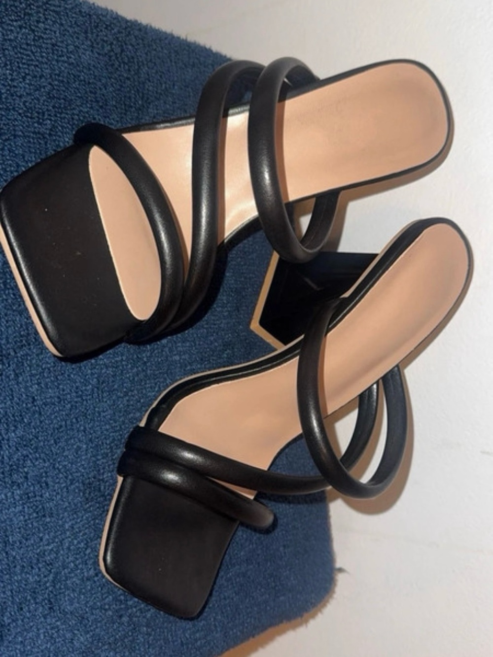 SHEIN Black Multi-Strap Square-Toe Block Heel Sandals